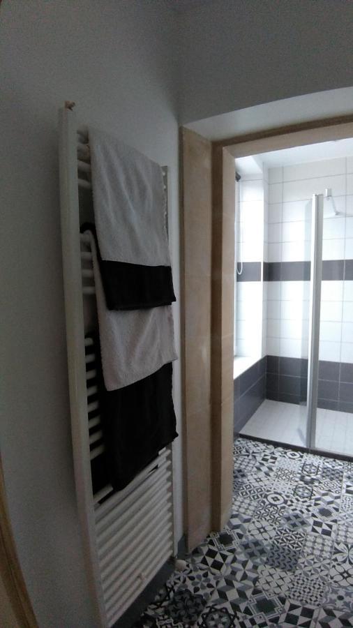 Chambre D'Hote Le 18-20 Saint-Martin-des-Entrees Luaran gambar